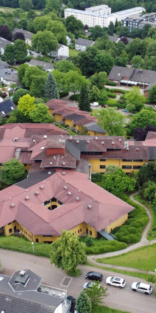 Luftbild Altenheim Kirchende